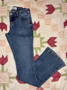 Classic High-Rise Women's Blue Jeans